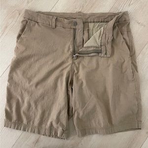 Lululemon Men’s ABC Commission 11in Short